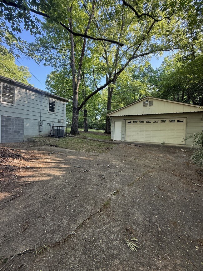 Foto del edificio - 424 Tupelo Way