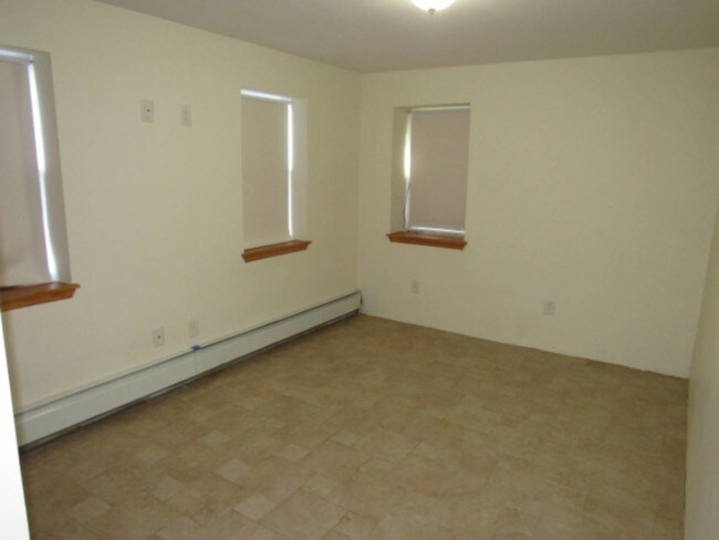 Building Photo - 3935 Duryea Ave