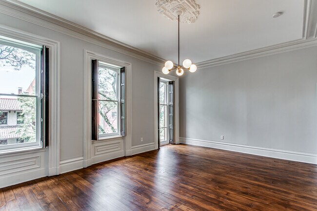 Foto del edificio - 841 N Lincoln Ave
