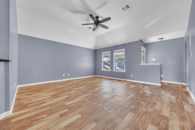 Foto del edificio - 10514 Lauren Creek Dr