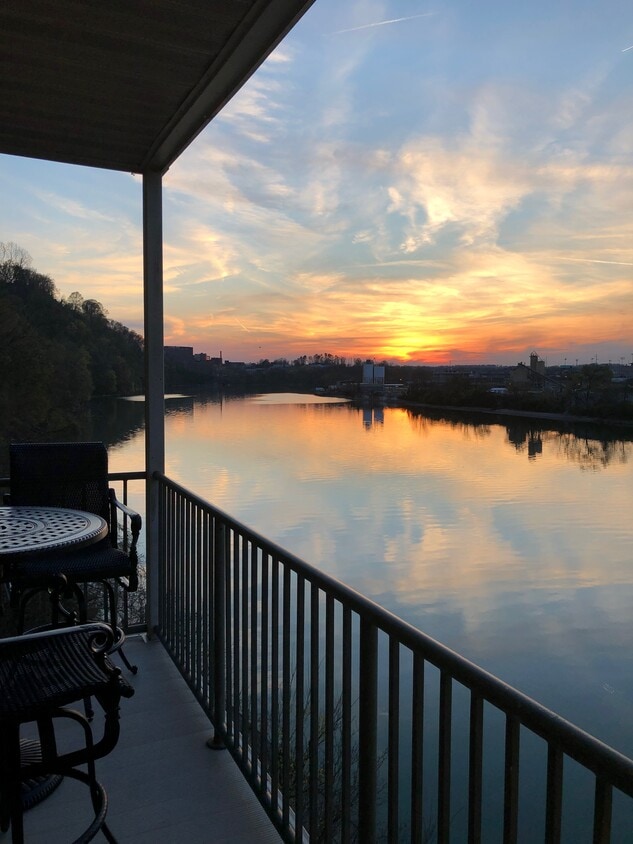 Photo - 3001 River Towne Way (Knoxville, TN)