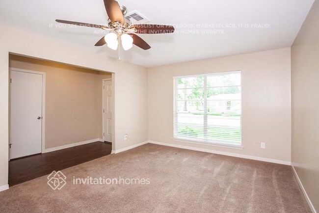 Building Photo - 10351 Carlow Ln
