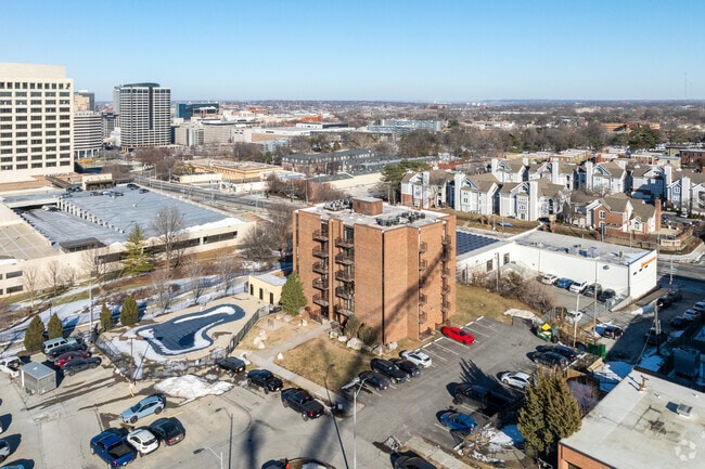 Aerial Photo - 2933 Baltimore Ave