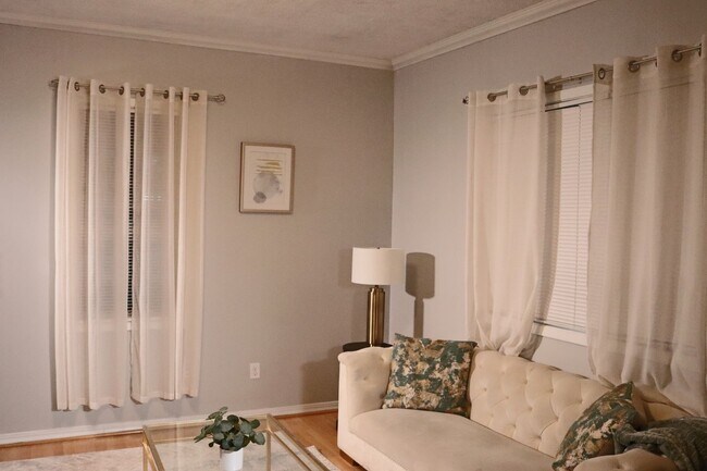 Foto del edificio - Comfy & Chic Council Bluffs Retreat - 2BR 1B