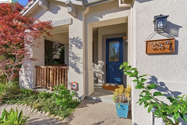 Foto del edificio - 257 Golf Links St