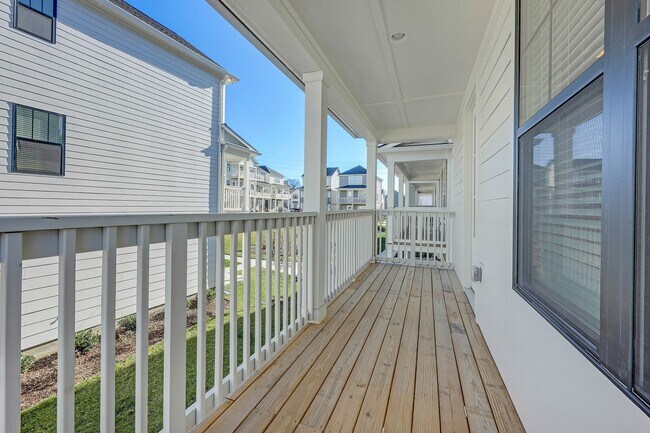 Foto del edificio - 222 Founders Ln