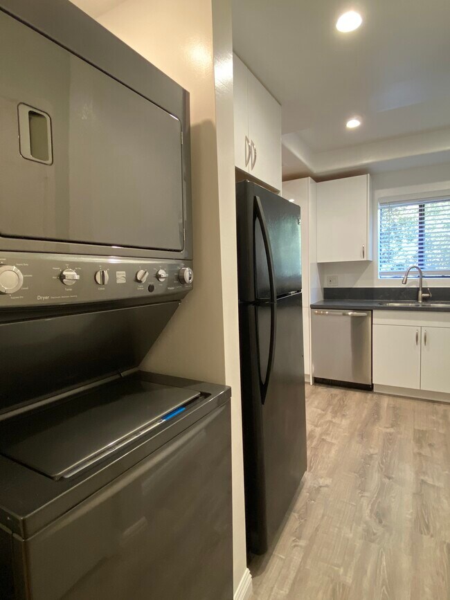 Washer and Dryer in the unit - 7515 Winnetka Ave