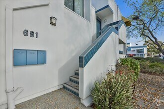 Building Photo - 681 Portofino Ln