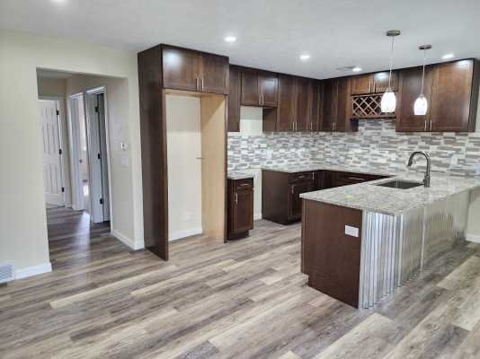 Foto del edificio - 729 Keenway Cir