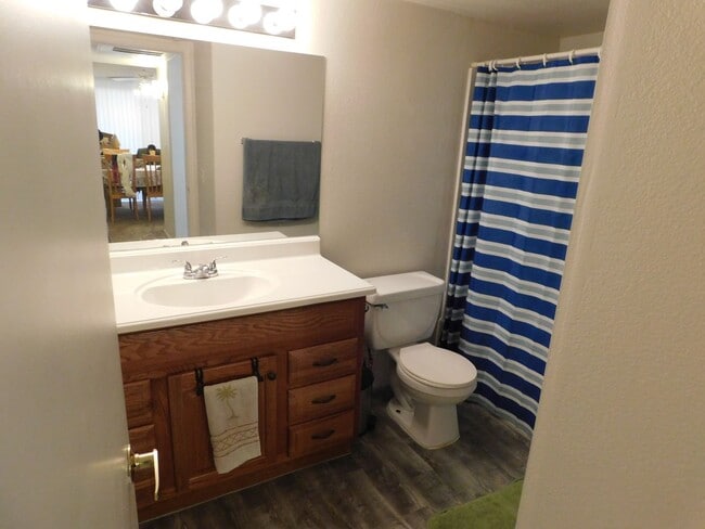 Foto del edificio - 2300 E Silverado Ranch Blvd