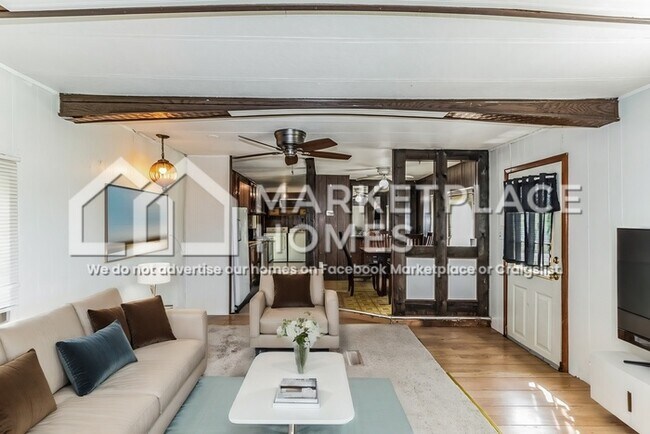 Foto del edificio - 4750 N County Rd 500 E