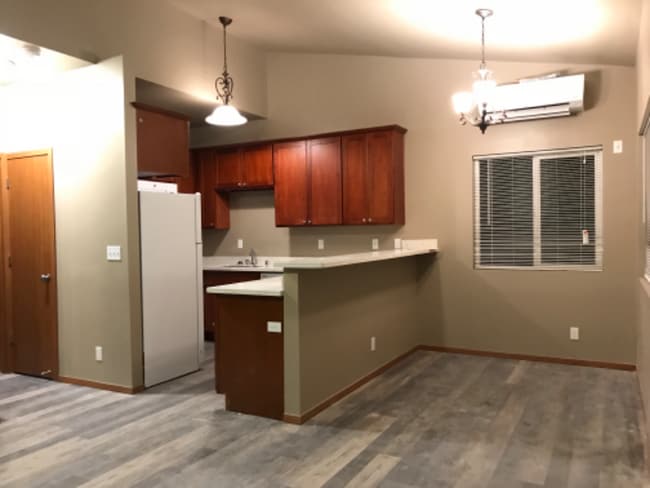 Photo - 321 N Wycoff Ave Apartment