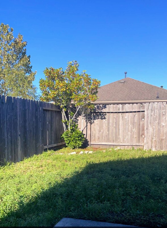 Building Photo - 21507 Cotton Valley Ln