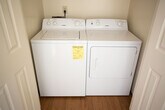 Foto principal - 561 Columbia Avenue