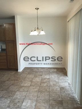 Foto del edificio - 2470 Theresea Ln