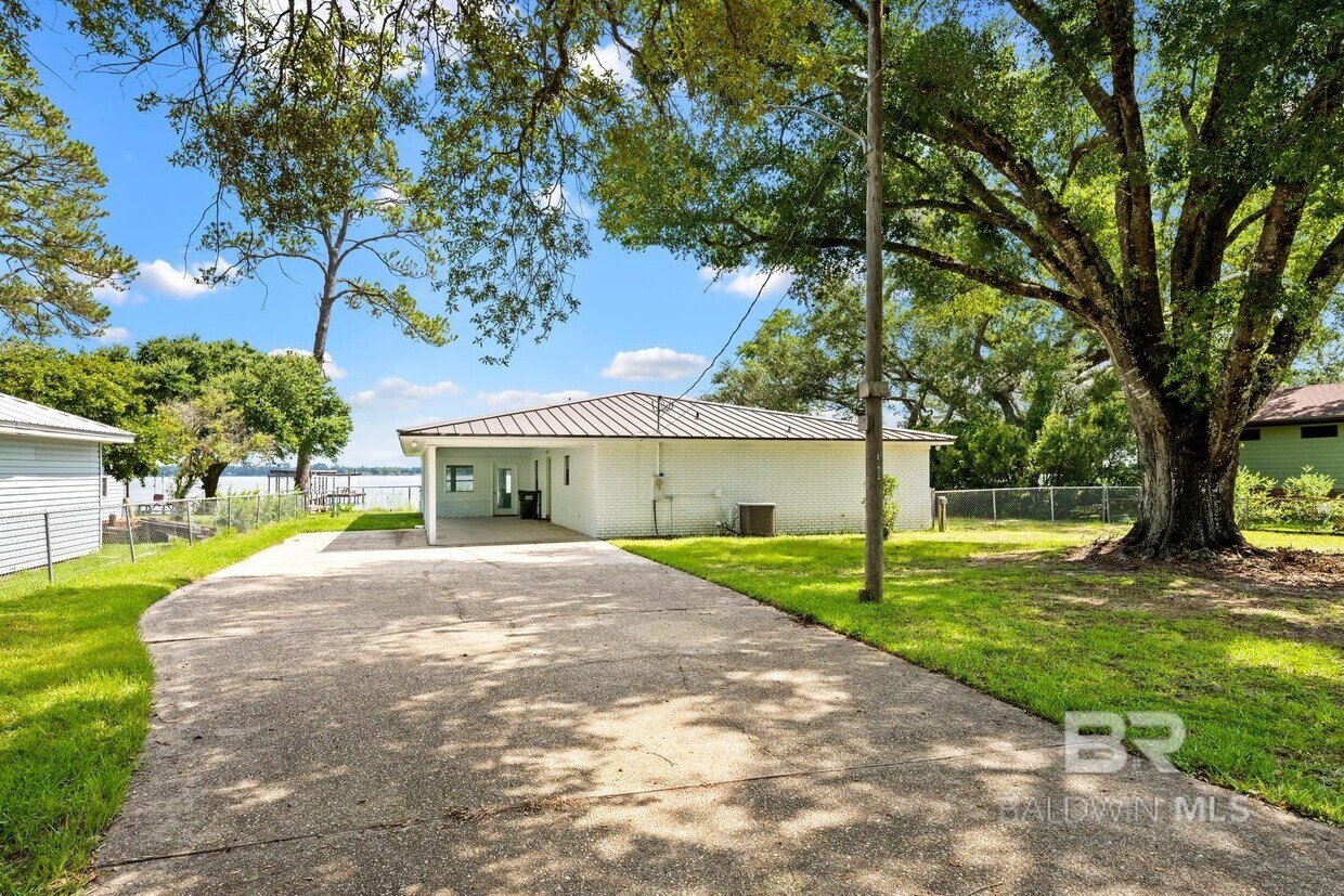Foto principal - 35676 Boykin Blvd