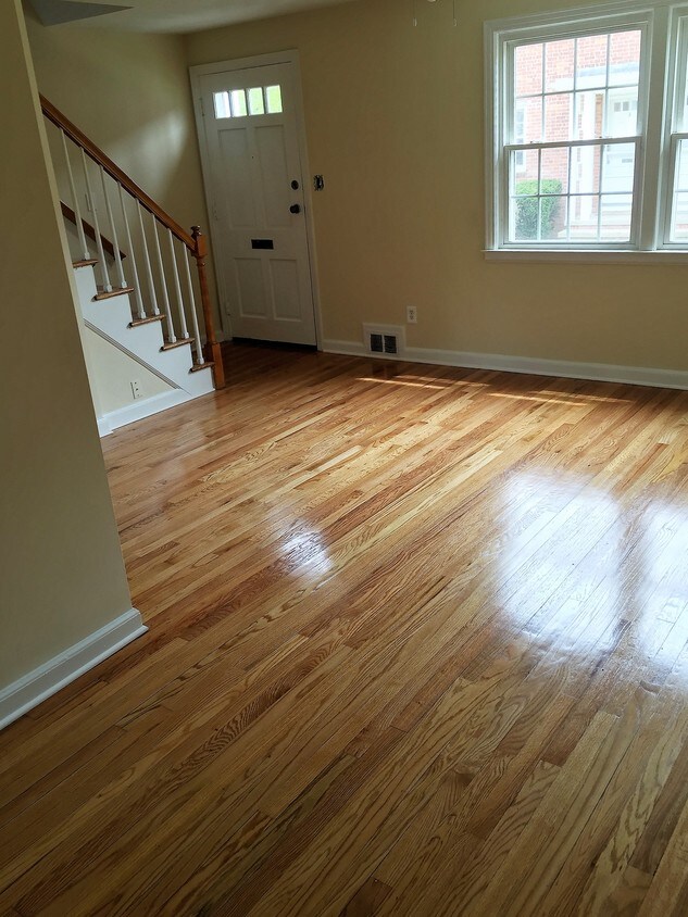 Foto principal - 1164 Whitney Ave
