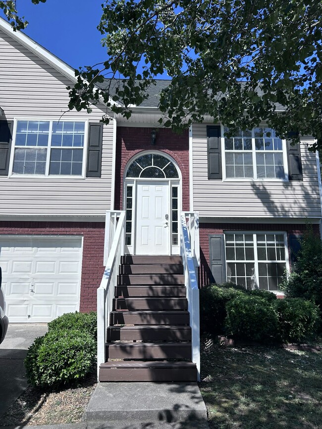 Foto del edificio - 5428 Peachtree Landing Dr