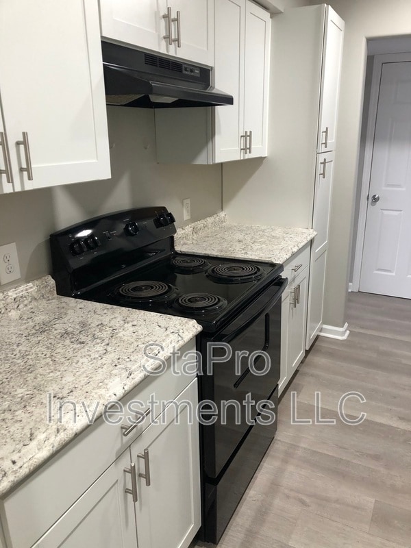 Foto del edificio - 2360 Hamilton Ave