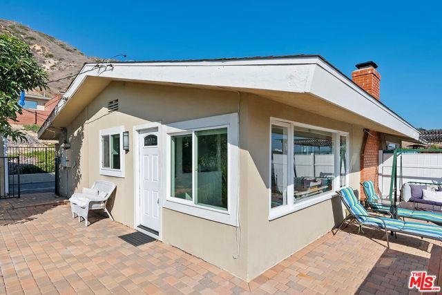 Foto del edificio - 22609 Pacific Coast Highway, Malibu, CA 90...