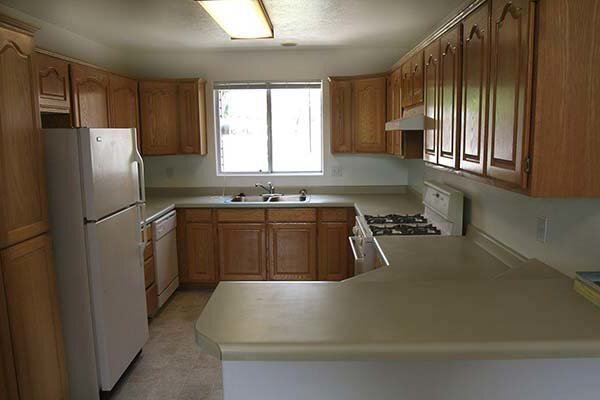Building Photo - "Charming 2-BR with 2 Baths in St. George – 980 Sq. Ft. of Comfort!"