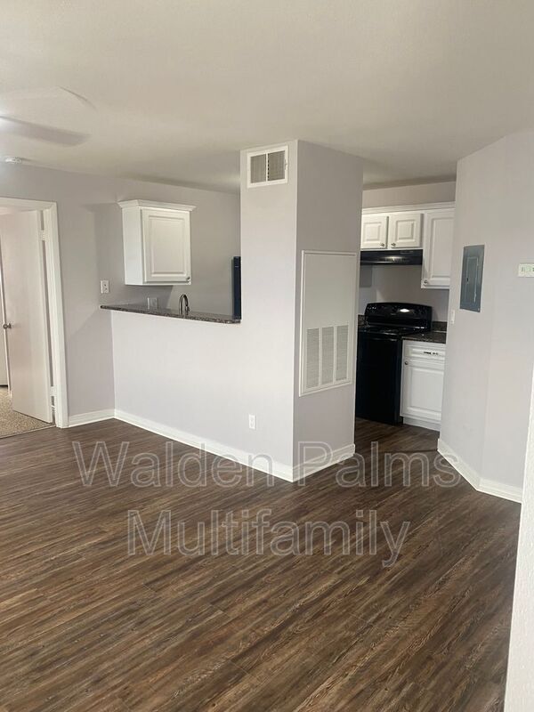 Building Photo - 4728 Walden Cir