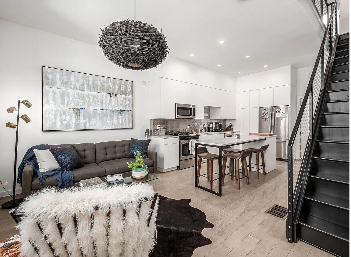 Foto principal - 986 Summit St