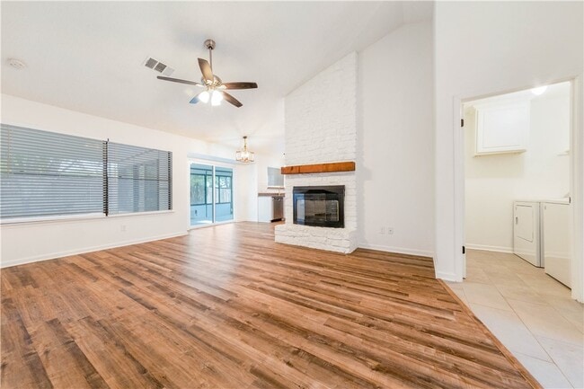 Building Photo - 2014 Balsam Way