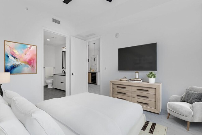 Building Photo - Aura North Miami Beach