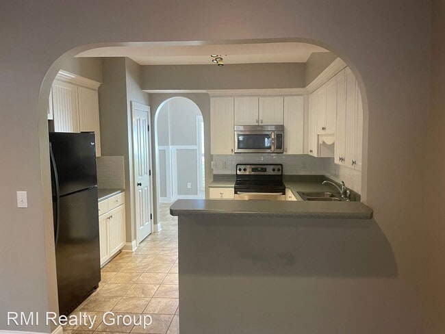 Building Photo - 2 br, 2.5 bath House - 111 Amy Lane