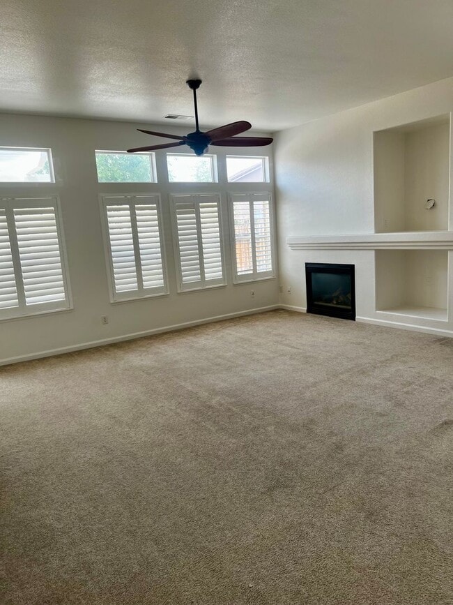 Building Photo - 1255 El Monte Ct