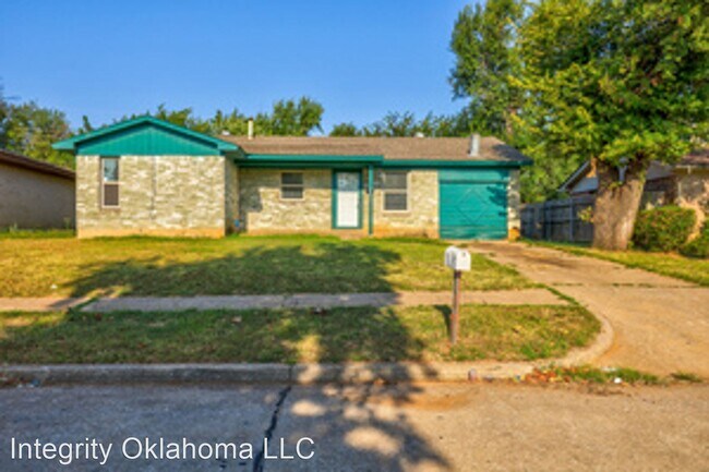 Building Photo - 4 br, 1 bath House - 1517 McGregor Dr.