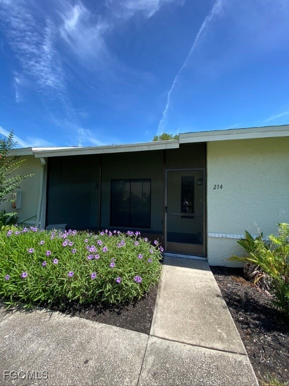 Building Photo - 5113 SW 15th Pl