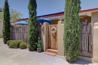 Building Photo - 2160 Calle de Arroyo