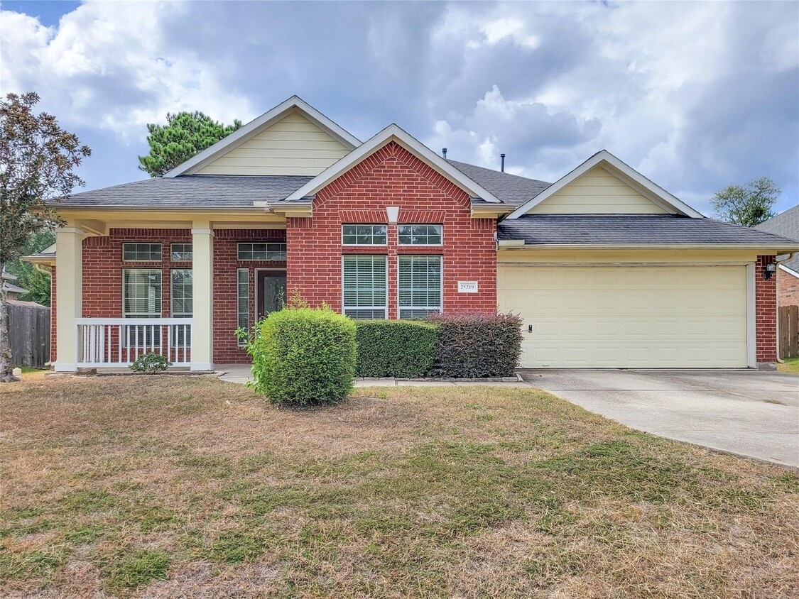 Foto principal - 25219 Piney Heights Ln