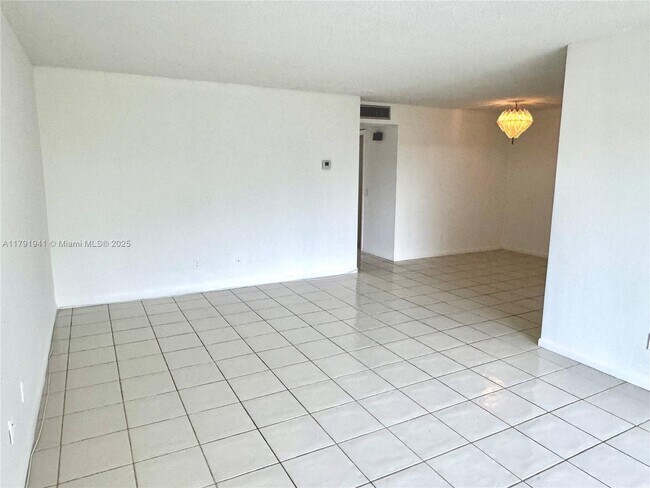 Foto del edificio - 2495 SW 82nd Ave