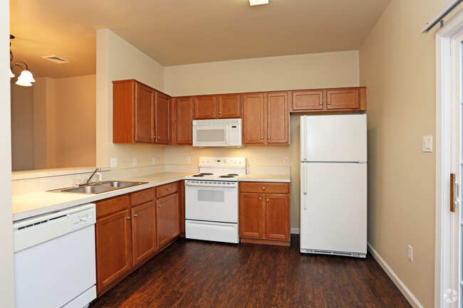 Kitchen - Teaberry Ridge Apartments