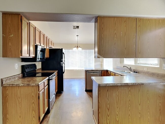 Building Photo - 11208 N 78th Dr