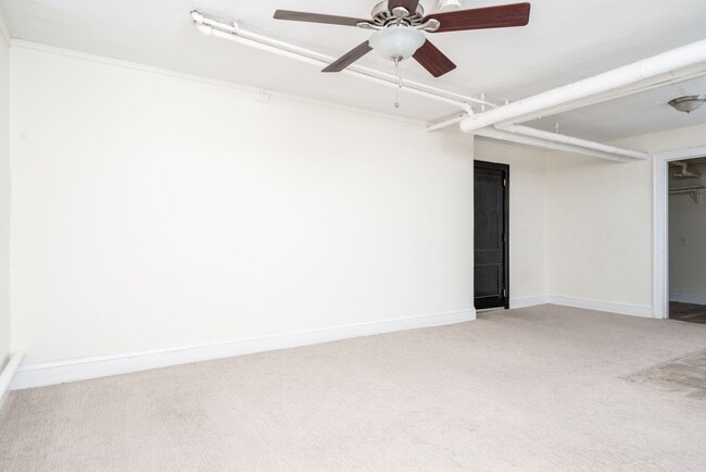 Interior Photo - 1910 1st Ave S