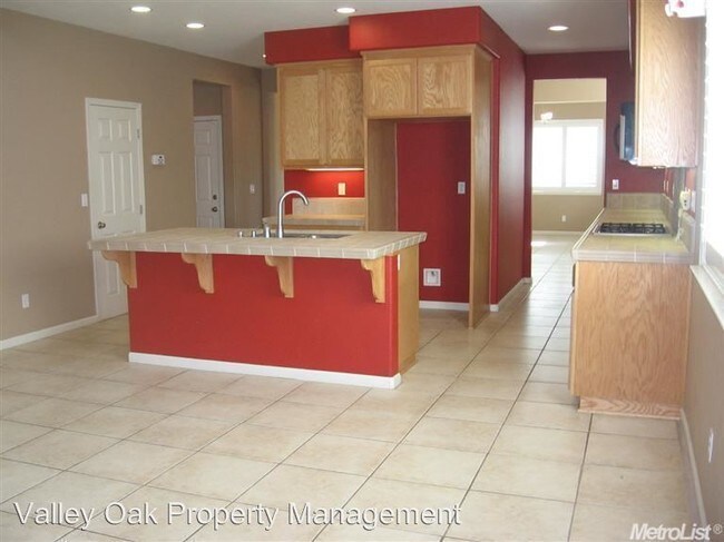 Building Photo - 554 Stetson Dr