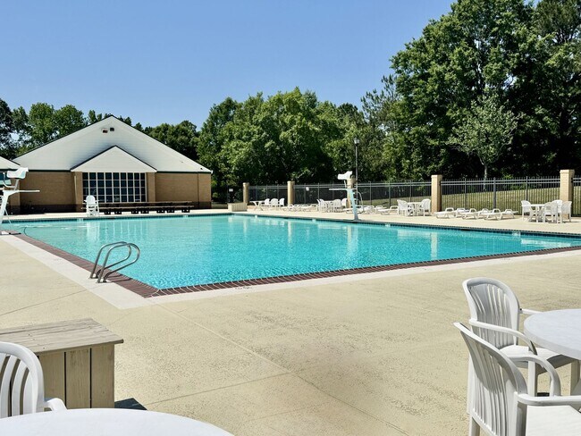 Foto del edificio - 988 Blanding Ct