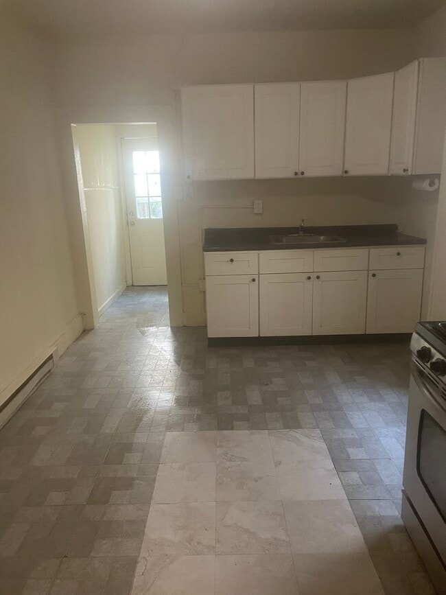 Foto del edificio - 729 W Lafayette St