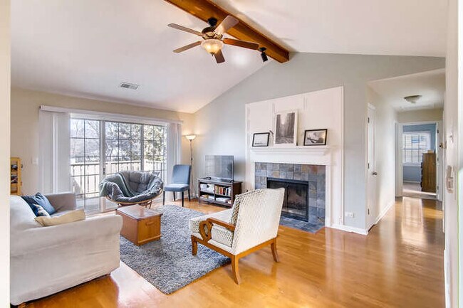 Building Photo - 1907 Gresham Cir