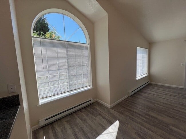 Building Photo - 5684 Eagle Pkwy
