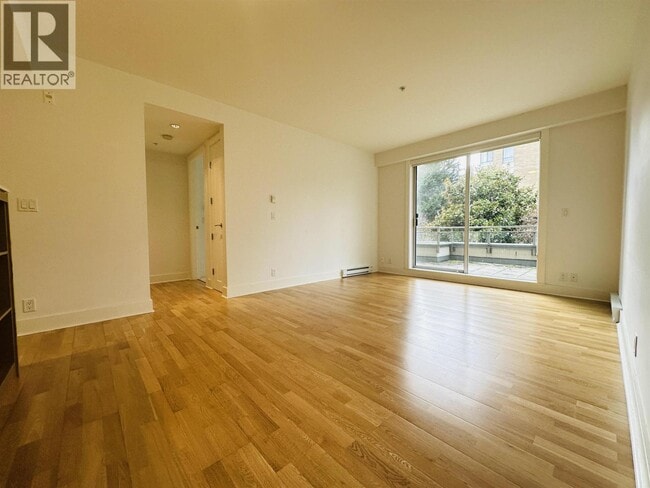 Building Photo - 2128-2128 W 40th Ave