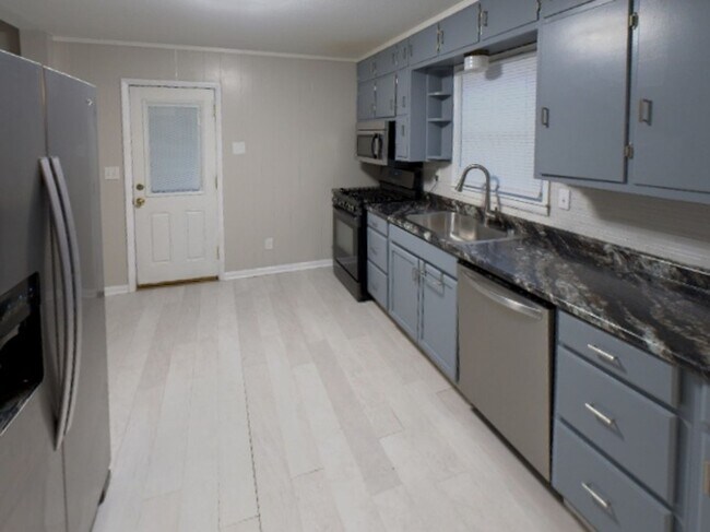 Foto del edificio - 310 E Market St