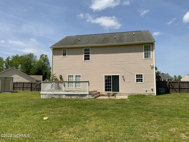 Building Photo - 121 Willard Way