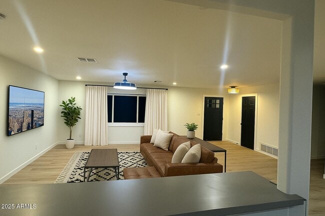 Foto del edificio - 3109 E Cholla St