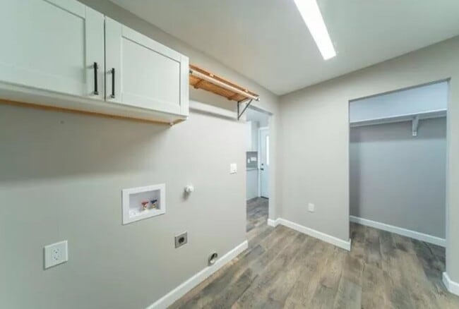 Building Photo - 710 N Rusk St