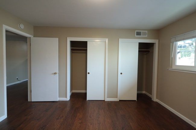 Photo - 77 N Ellsworth Ave Apartment